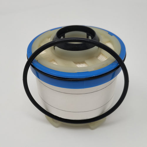 Fuel Filter Diesel Filter Element Kit OEM:23390-0L050 For Toyota HILUX 2012-2015 KUN16 KUN26 HIACE 2017 FORTUNER 12-15